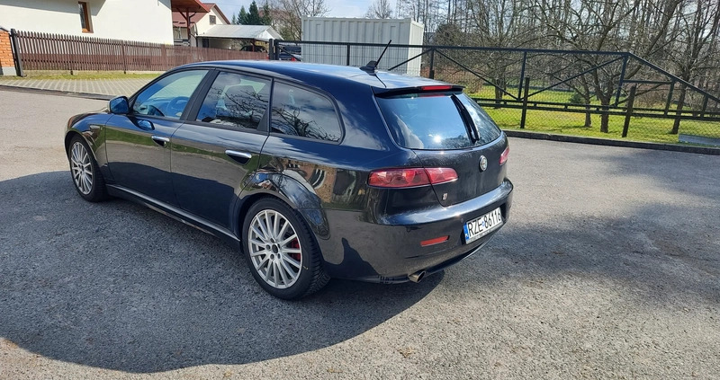 Alfa Romeo 159 cena 27000 przebieg: 220000, rok produkcji 2011 z Łęknica małe 46